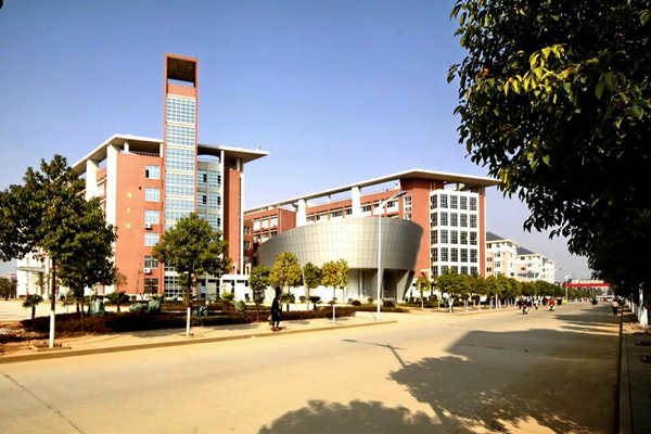 高校水電能耗浪費(fèi)嚴(yán)重，能源管理意識(shí)有待提高！