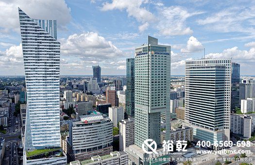 智能化集成系統(tǒng)，大型建筑，自動(dòng)化管理，節(jié)能增效，科技感