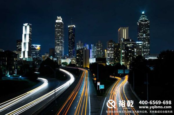智慧電梯監(jiān)管系統(tǒng)，核心技術(shù)，安全性，應(yīng)用領(lǐng)域，未來發(fā)展，管理效率