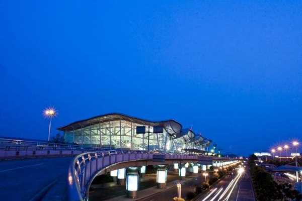 推出智能照明系統(tǒng)的幾個(gè)突出優(yōu)點(diǎn)！(圖1)